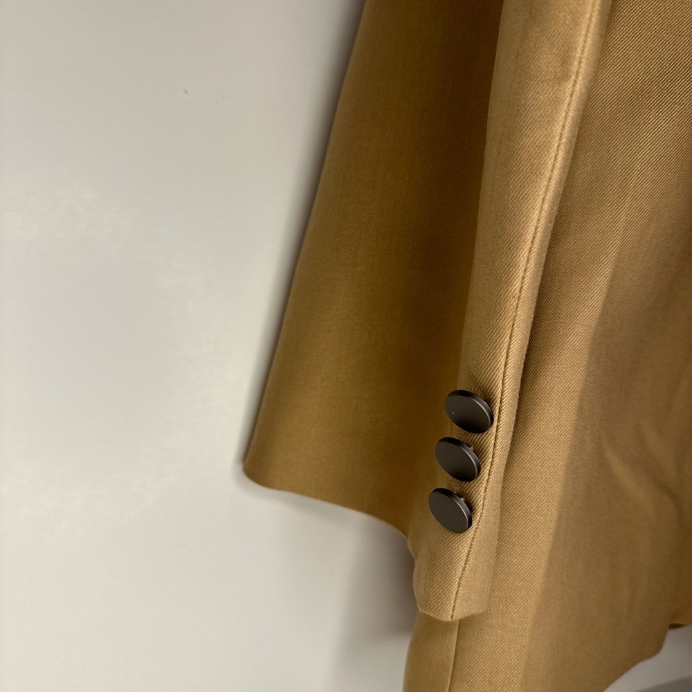Jacket - Picture 3 of 7